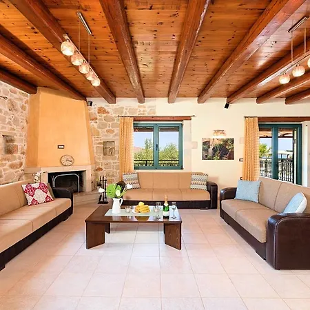 Stelios Private Pool Villa *