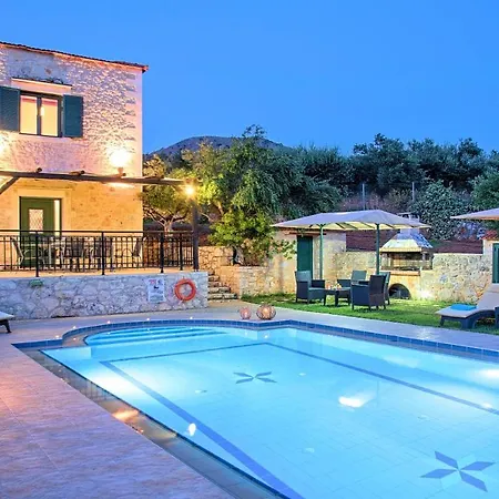 Stelios Private Pool Villa *