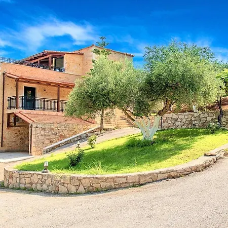 Stelios Private Pool Villa *